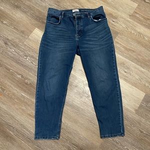 High rise blue skinny jeans, relaxed fit